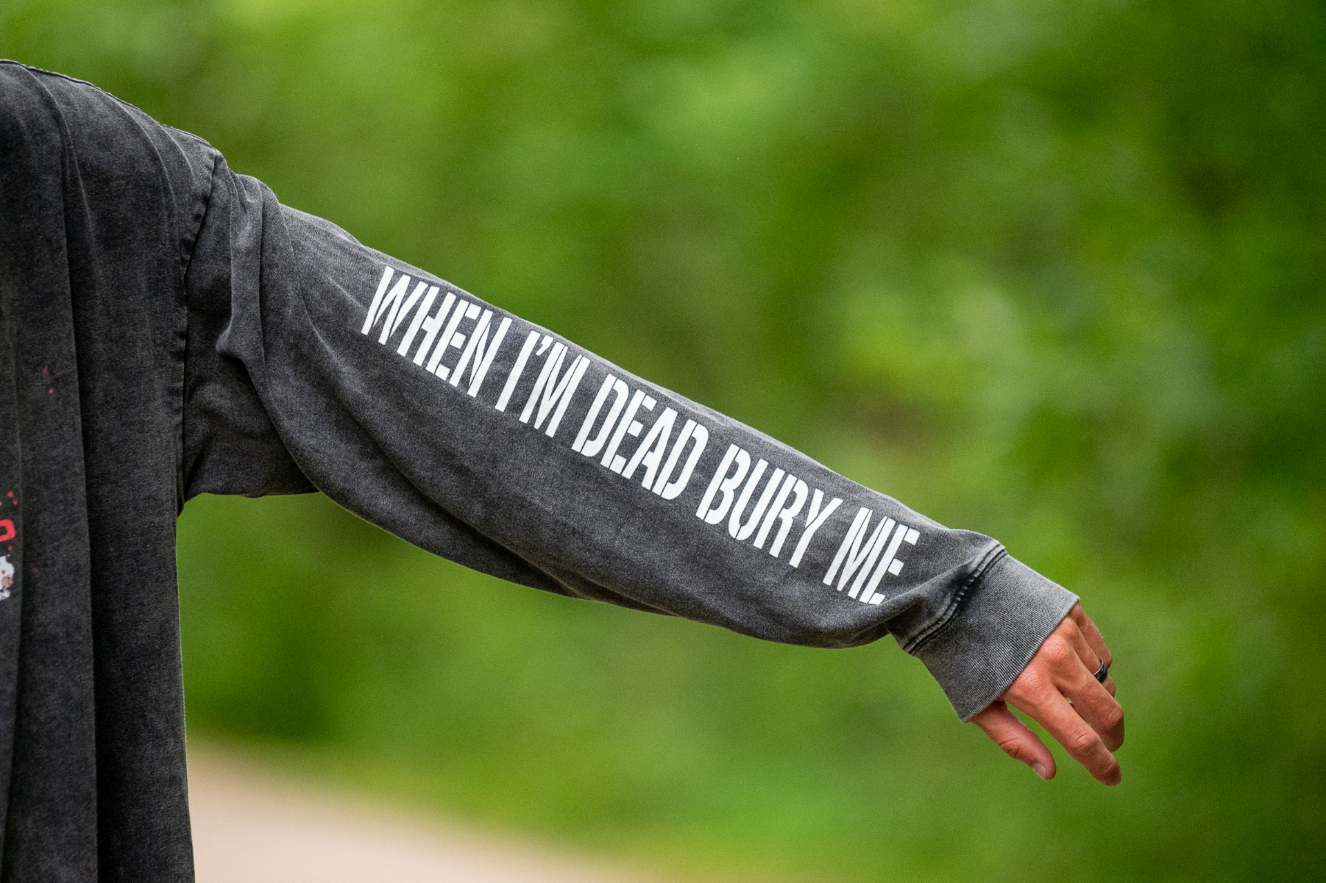 When I'm dead bury me sleeve text